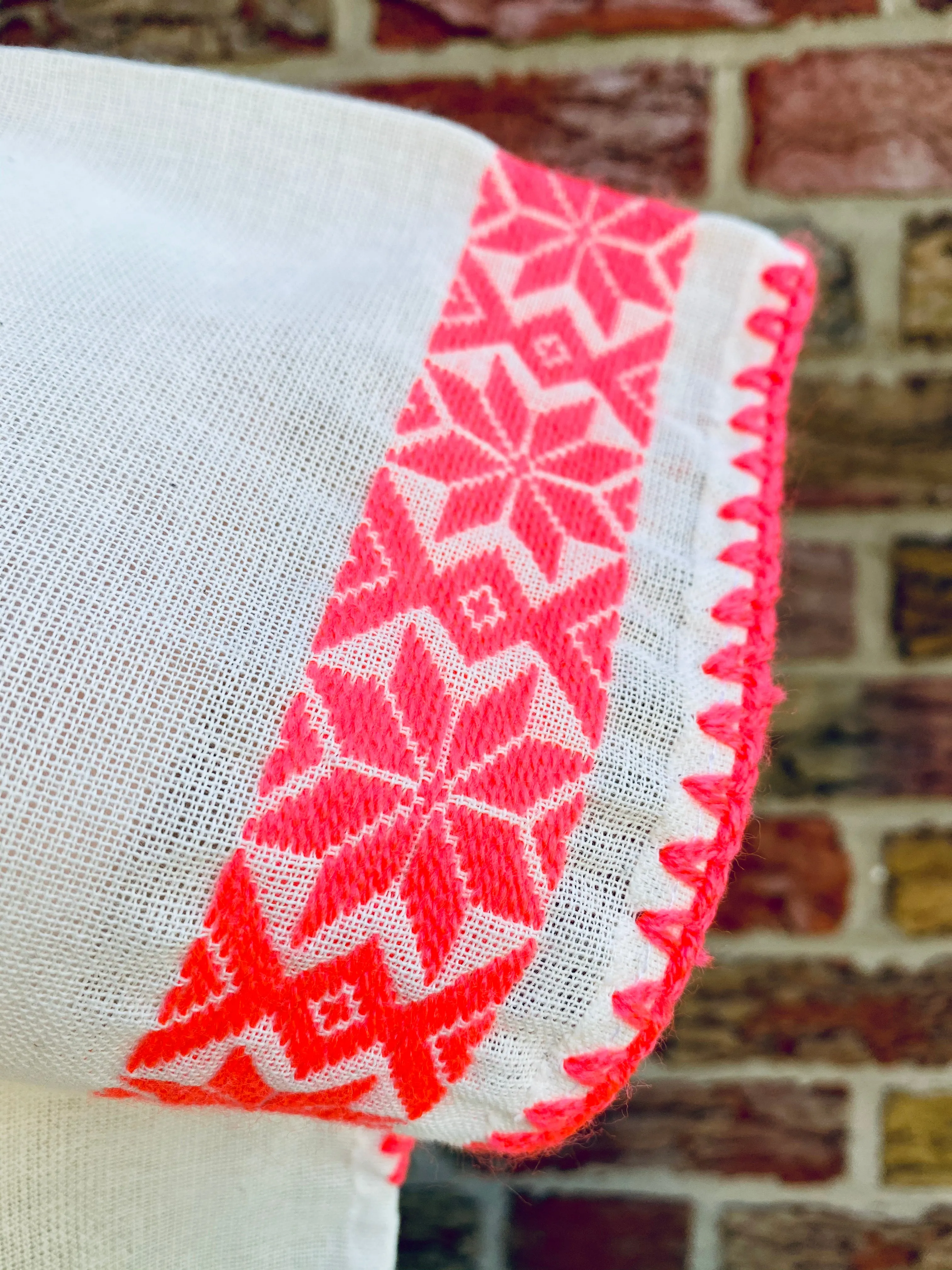 Hand-Embroidered "Sierra" Blouse - Puebla, Mexico