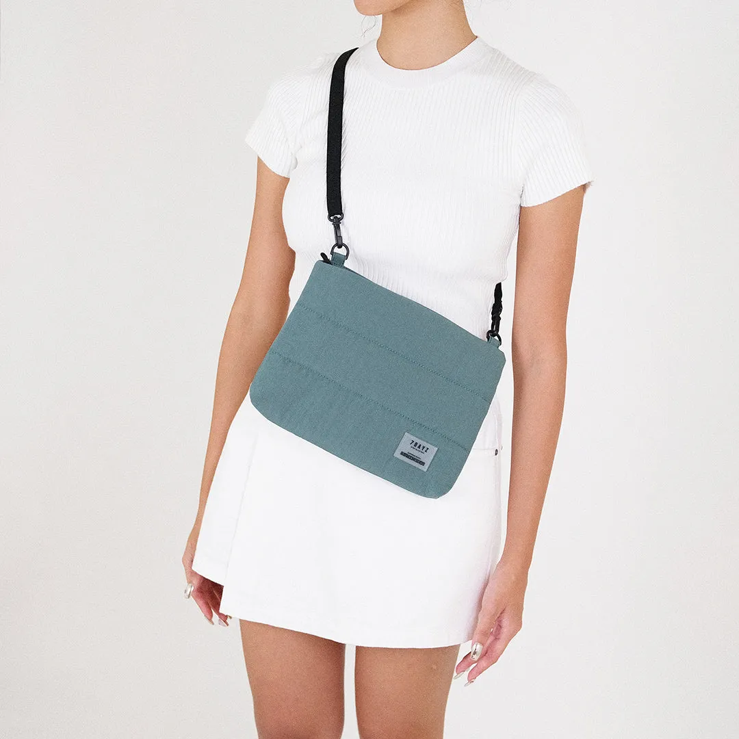 Puffie Pouch - Green - SA2301001C