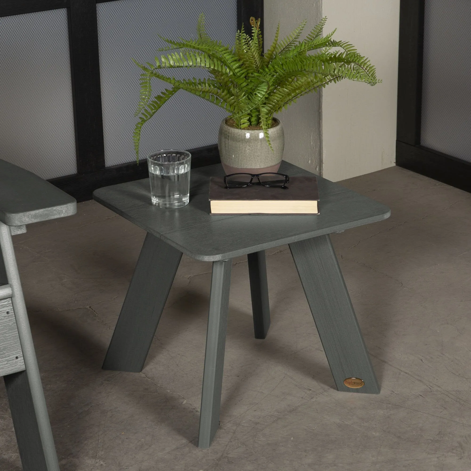 Refurbished Italica Modern Side Table