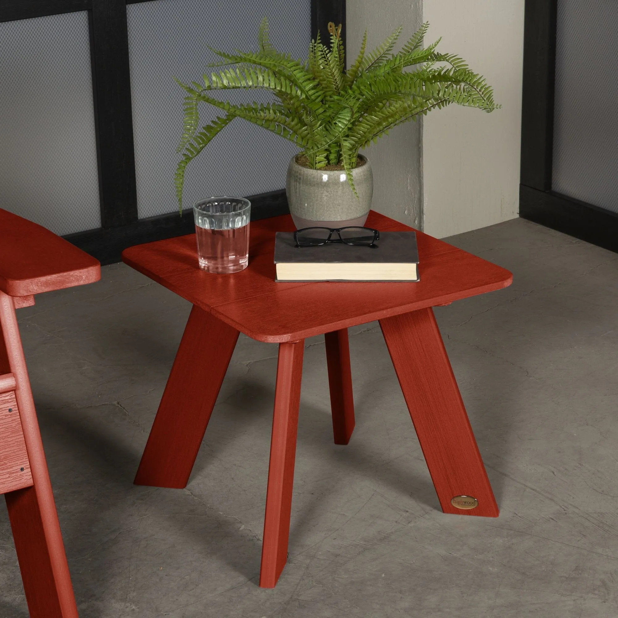 Refurbished Italica Modern Side Table