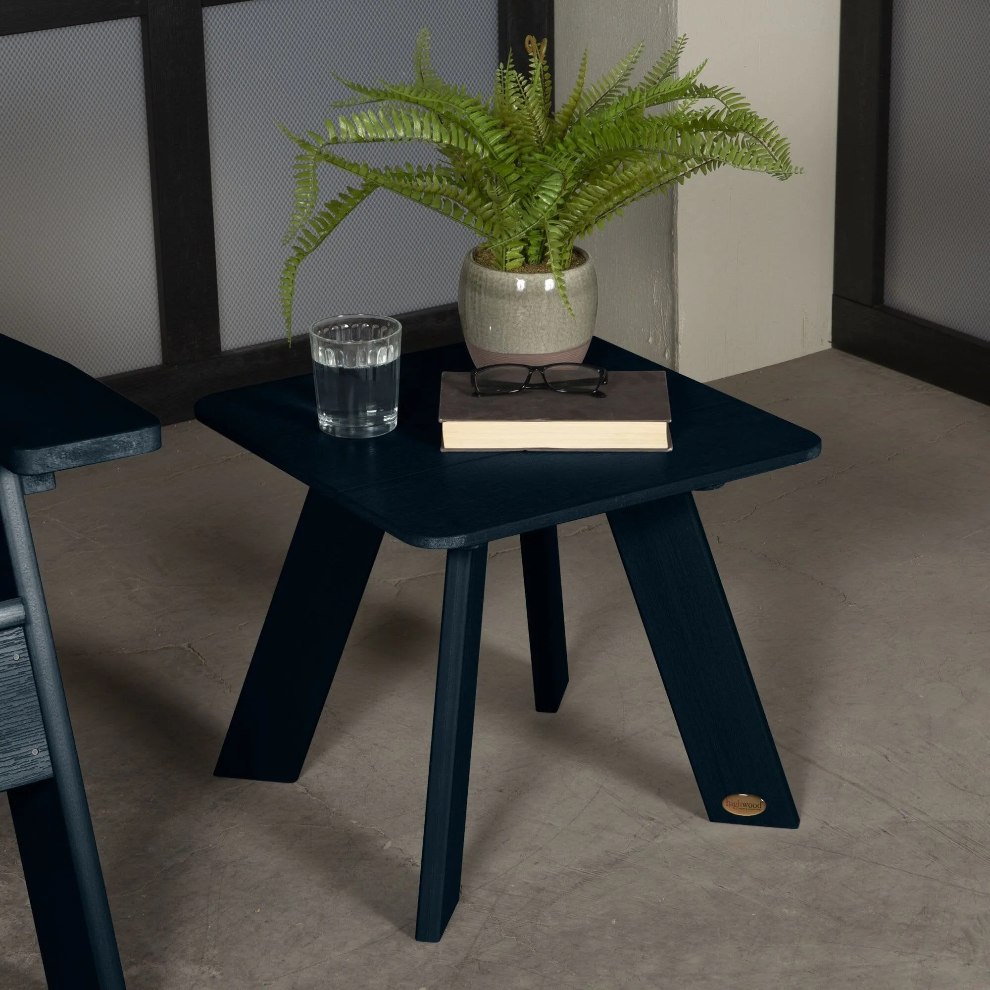 Refurbished Italica Modern Side Table